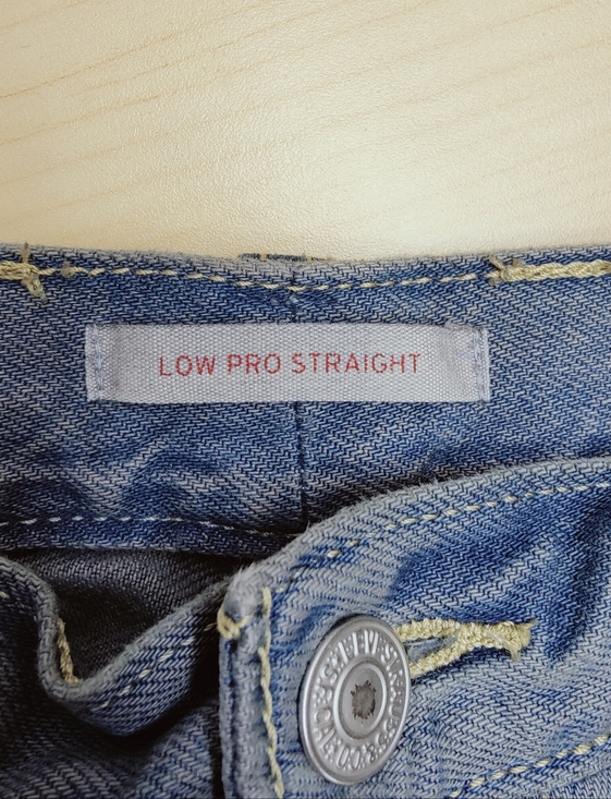 Levi's Women's Low Pro Straight Leg Jeans, Grey Blue, Sz 31 - Picture 6 of 8